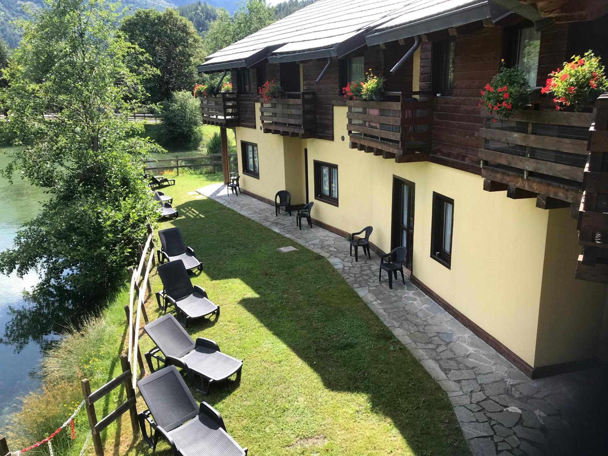 Hotel Ca Fiore Bardonecchia Ngoại thất bức ảnh