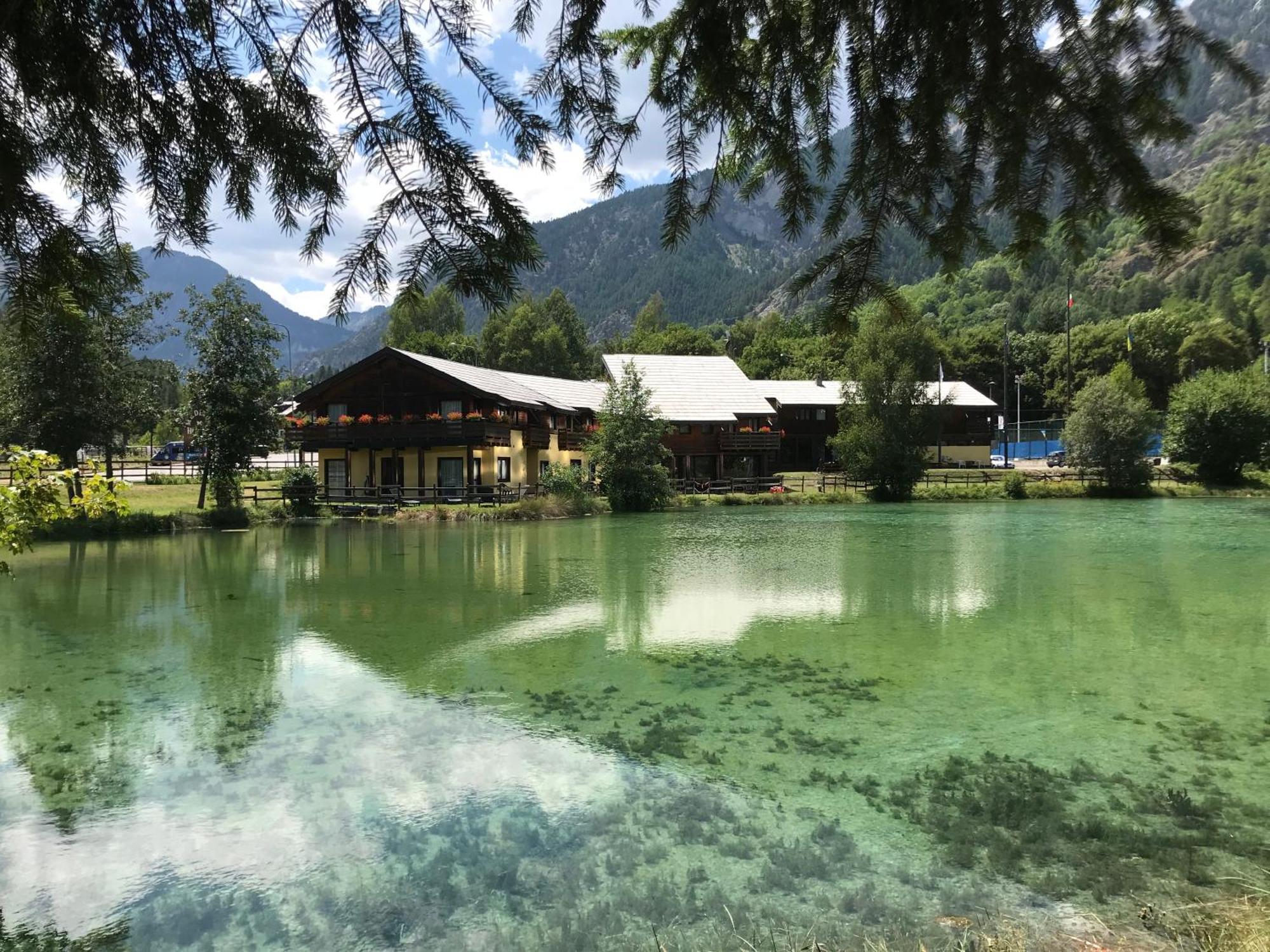 Hotel Ca Fiore Bardonecchia Ngoại thất bức ảnh