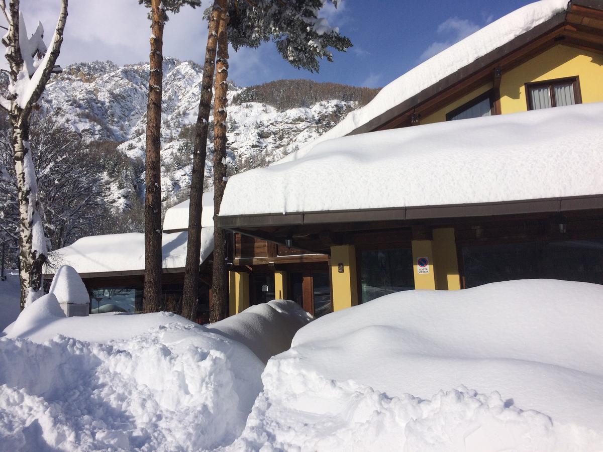 Hotel Ca Fiore Bardonecchia Ngoại thất bức ảnh