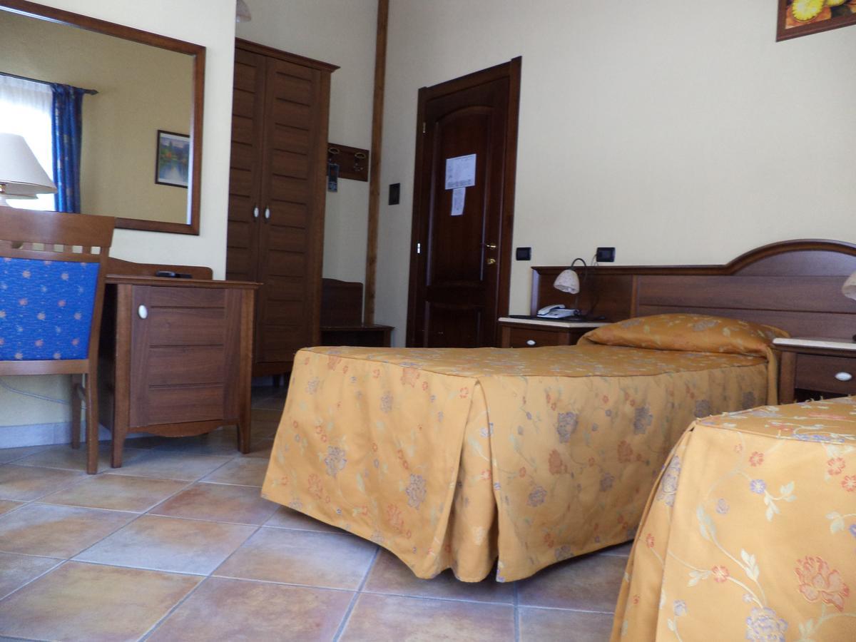 Hotel Ca Fiore Bardonecchia Ngoại thất bức ảnh